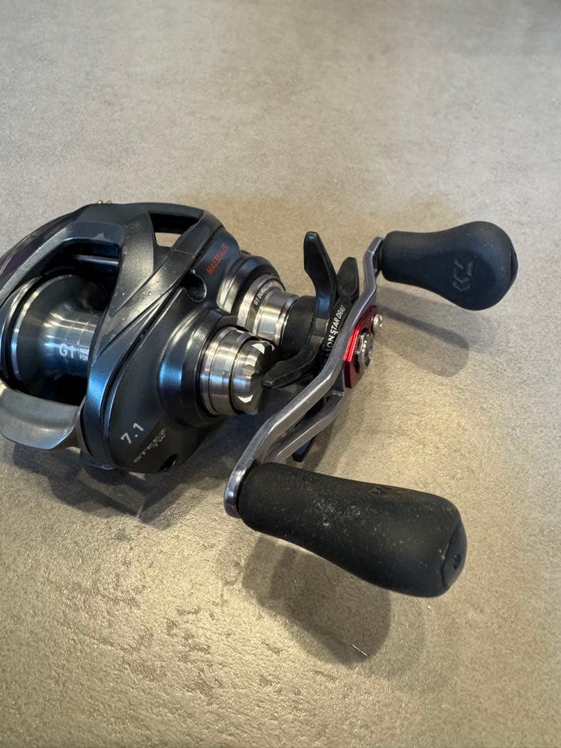 ダイワ スティーズA TW 7:1 右巻きの通販はau PAY マーケット - 輸入