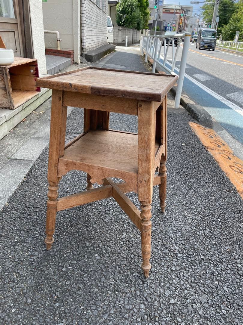 い*ち様 オークションスタート！CASICA購入 木製花台テーブル