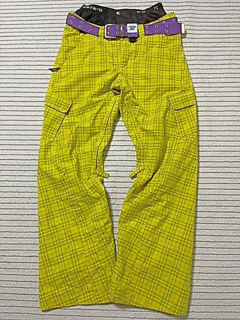 ★スノーボードウェアまとめ売りセット 小物入れ付き イエロー ピンク 他