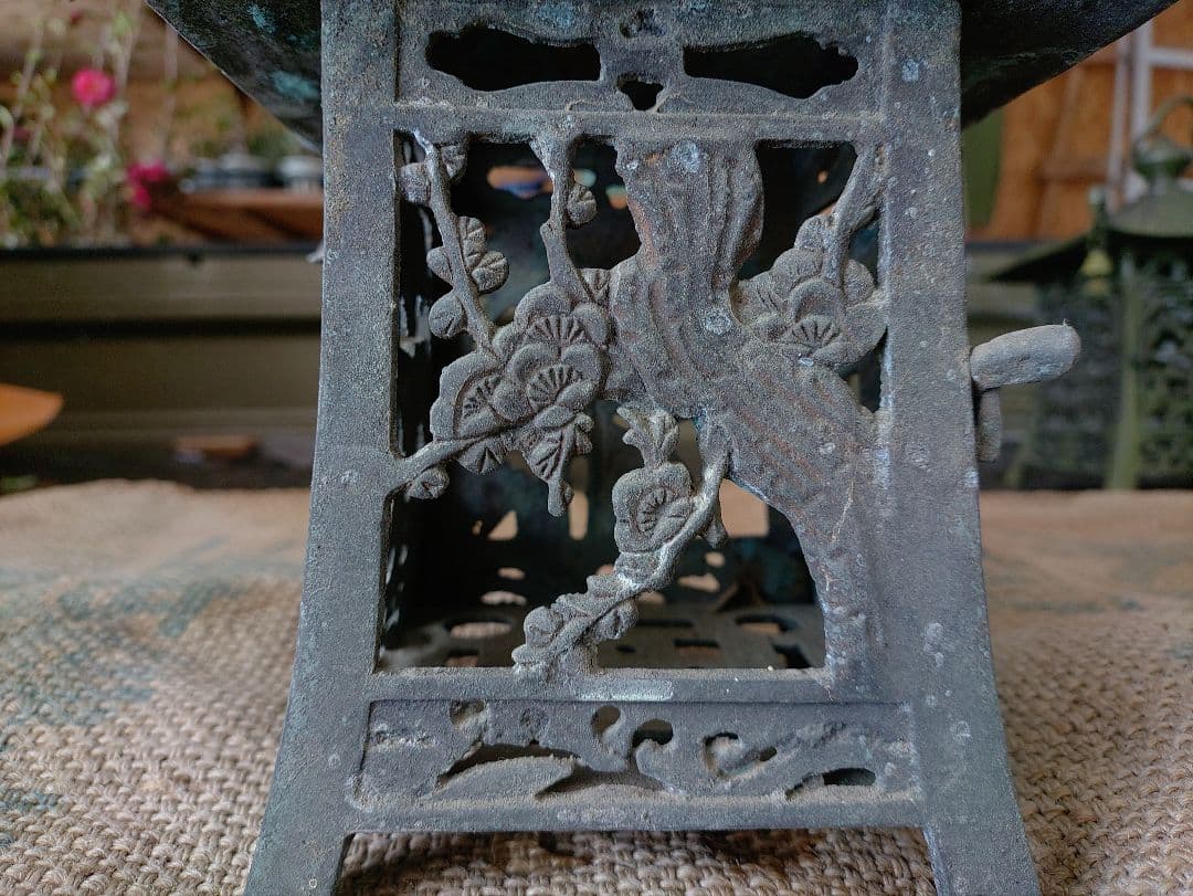 角*幸様 吊り灯籠　松竹梅　アンティーク　雑貨　骨董　吊灯籠　灯り　照明　庭　イ