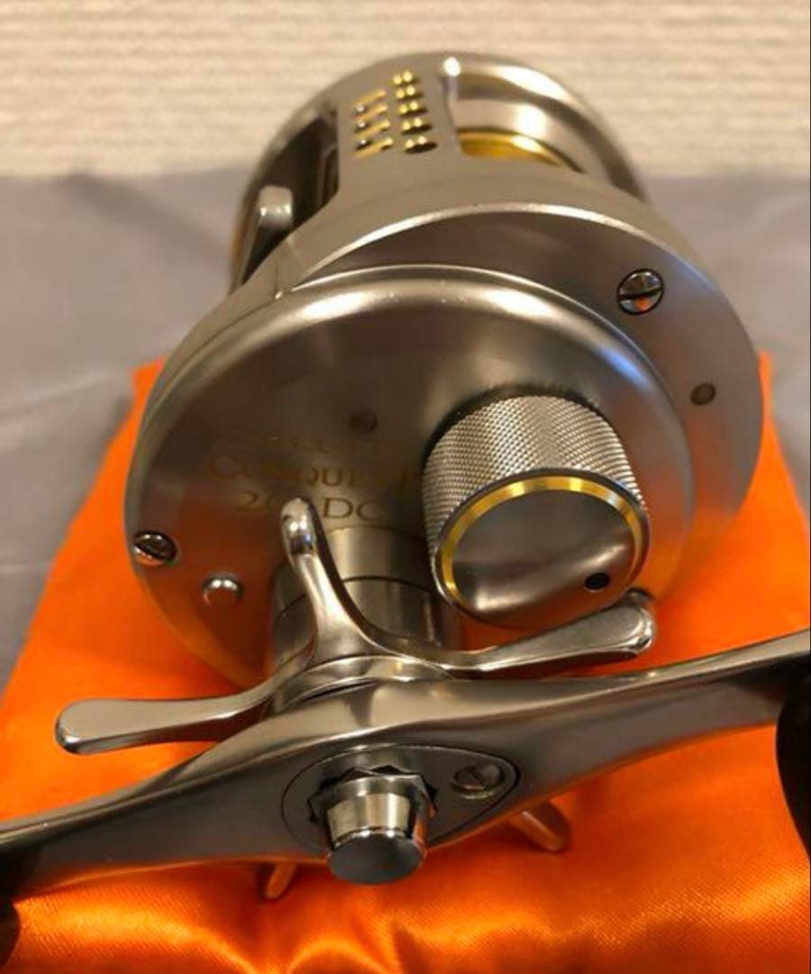 ⭐︎SHIMANO⭐︎カルカッタコンクエスト201DC⭐︎状態良