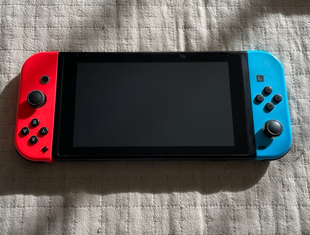 Nintendo Switch 本体 赤/青 Joy-Con 付属品