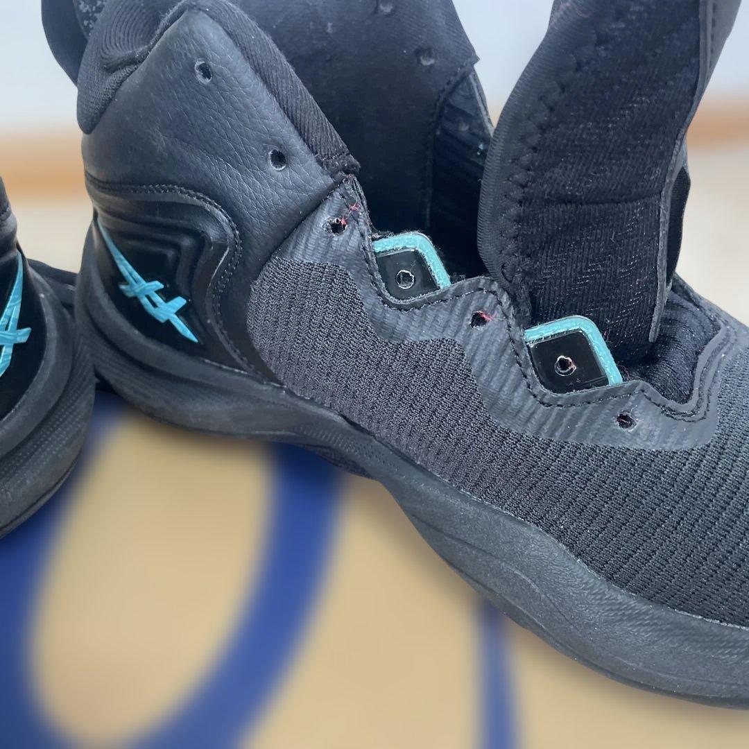 asics NOVASURGE 3 ブラック/アイスミント 25.0cm