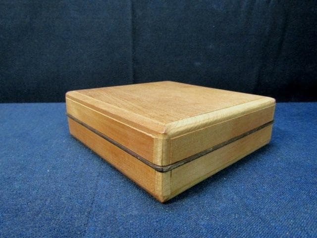 01★武具　刀装具　刀　脇差　銅鍔　肥後 甚吾　鷹の図　箱付★