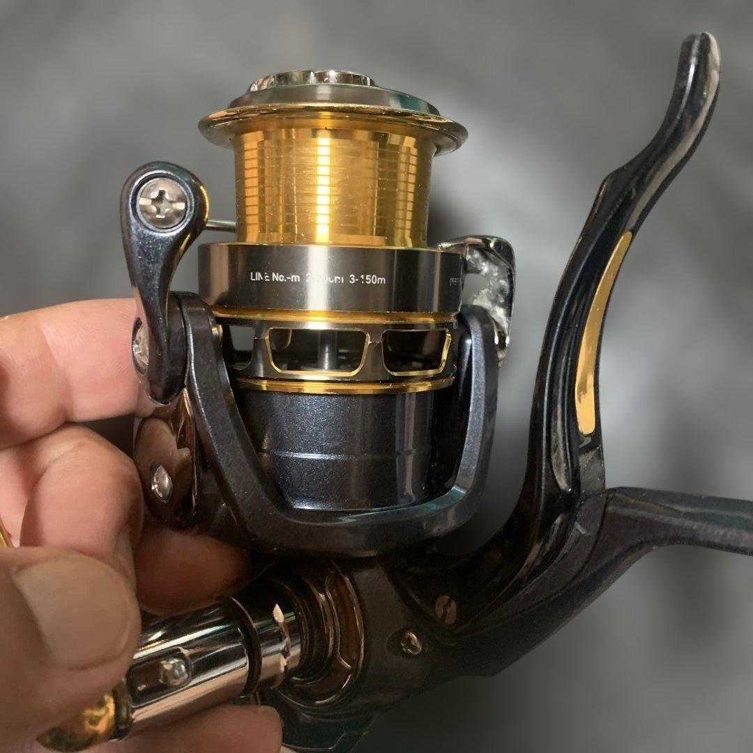 Daiwa ISO 2500H-LBD スピニングリール