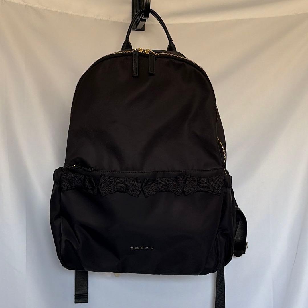 美品 TOCCA 現行品 リュックサック リボン ブラック 黒 A4収納可能