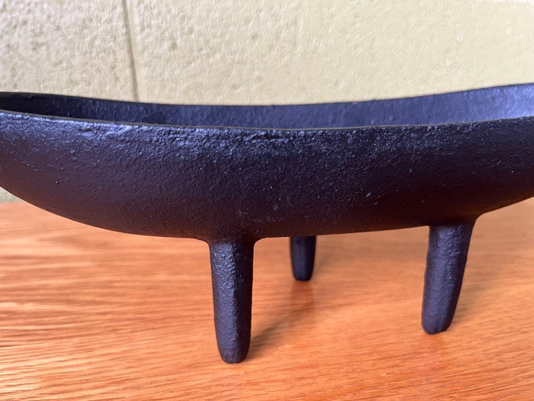 ◇ヴィンテージ◇ 南部鉄器 三つ脚 花器 水盤 生花 ミッドセンチュリー