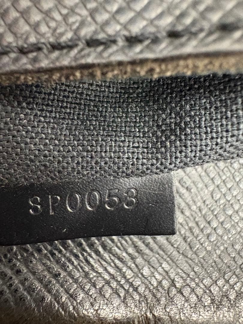 本物！ルイヴィトン　タイガ　サヤン　ショルダーバッグ　アルドワーズ　正規品