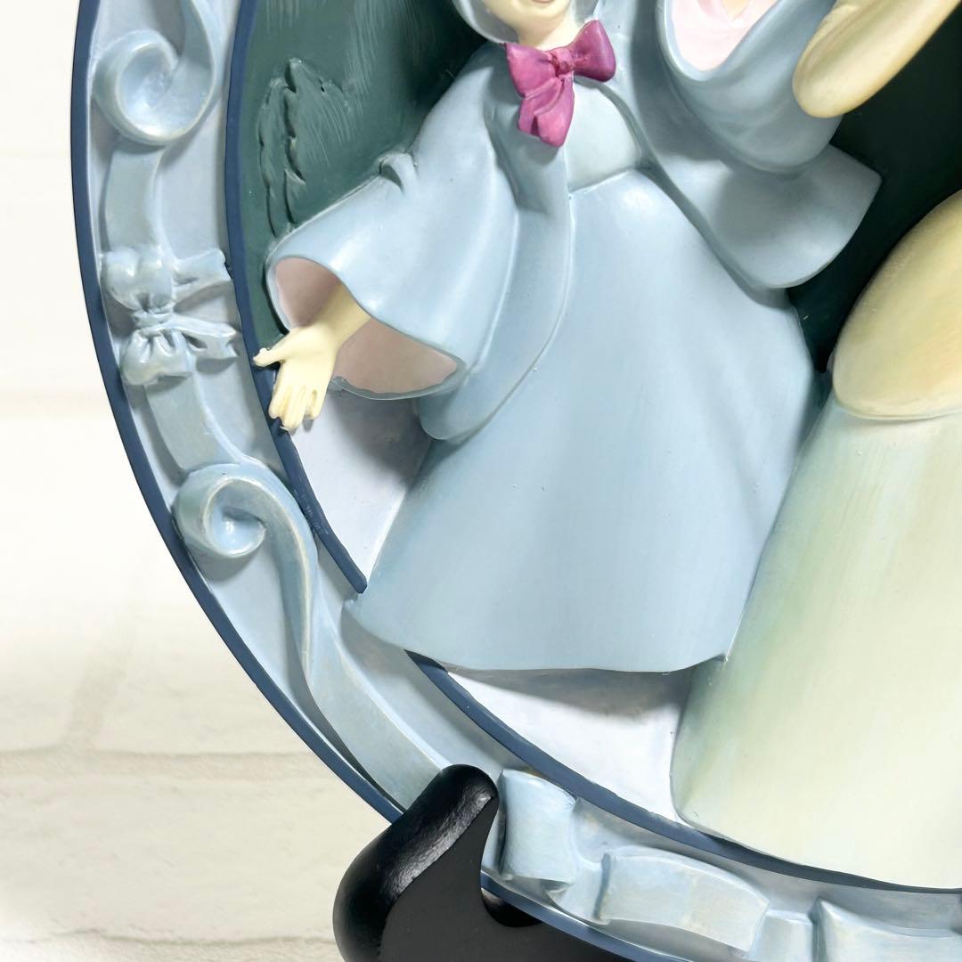 ディズニー　シンデレラ　絵皿　3D イーゼル付き