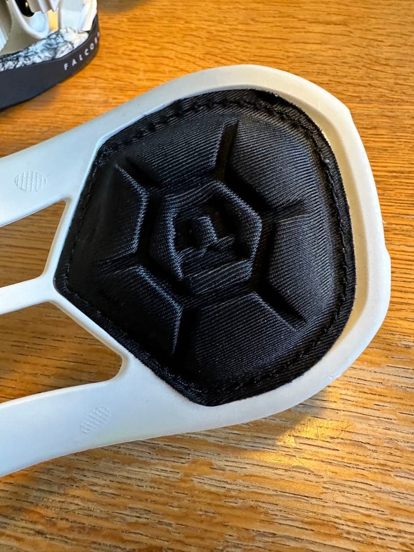 19-20モデル UNION FALCOR サイズM ビンディング