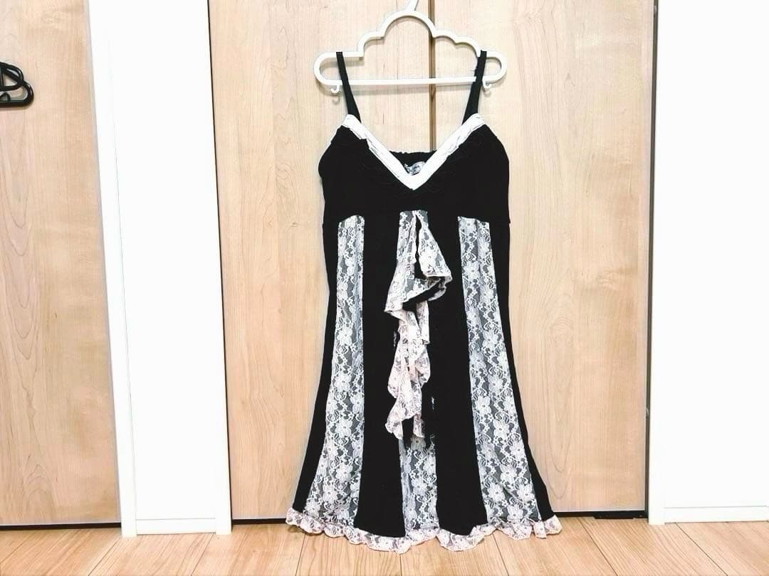 タグ付き♡AVBINAbyGOLDS♡ラッフルフリル♡レース配色ワンピ♡黒ピンク