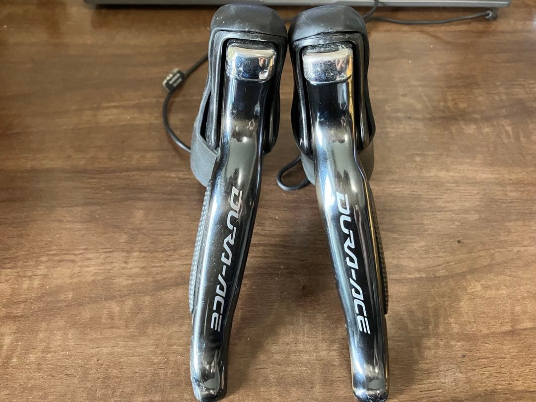 Di2ケーブル付き　デュラエース STI9070 Di2