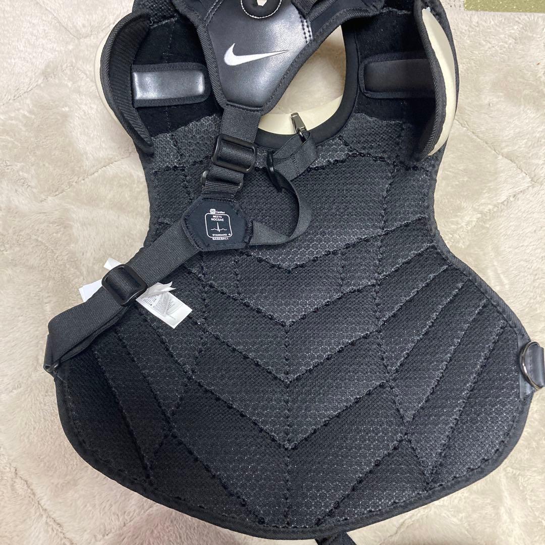 Nike 硬式キャッチャー防具　限定カラー