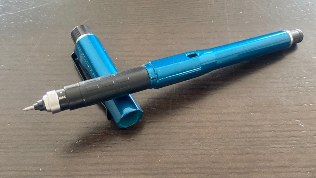 世界5000本限定品】初代限定 クルトガダイブ グランブルー - メルカリ