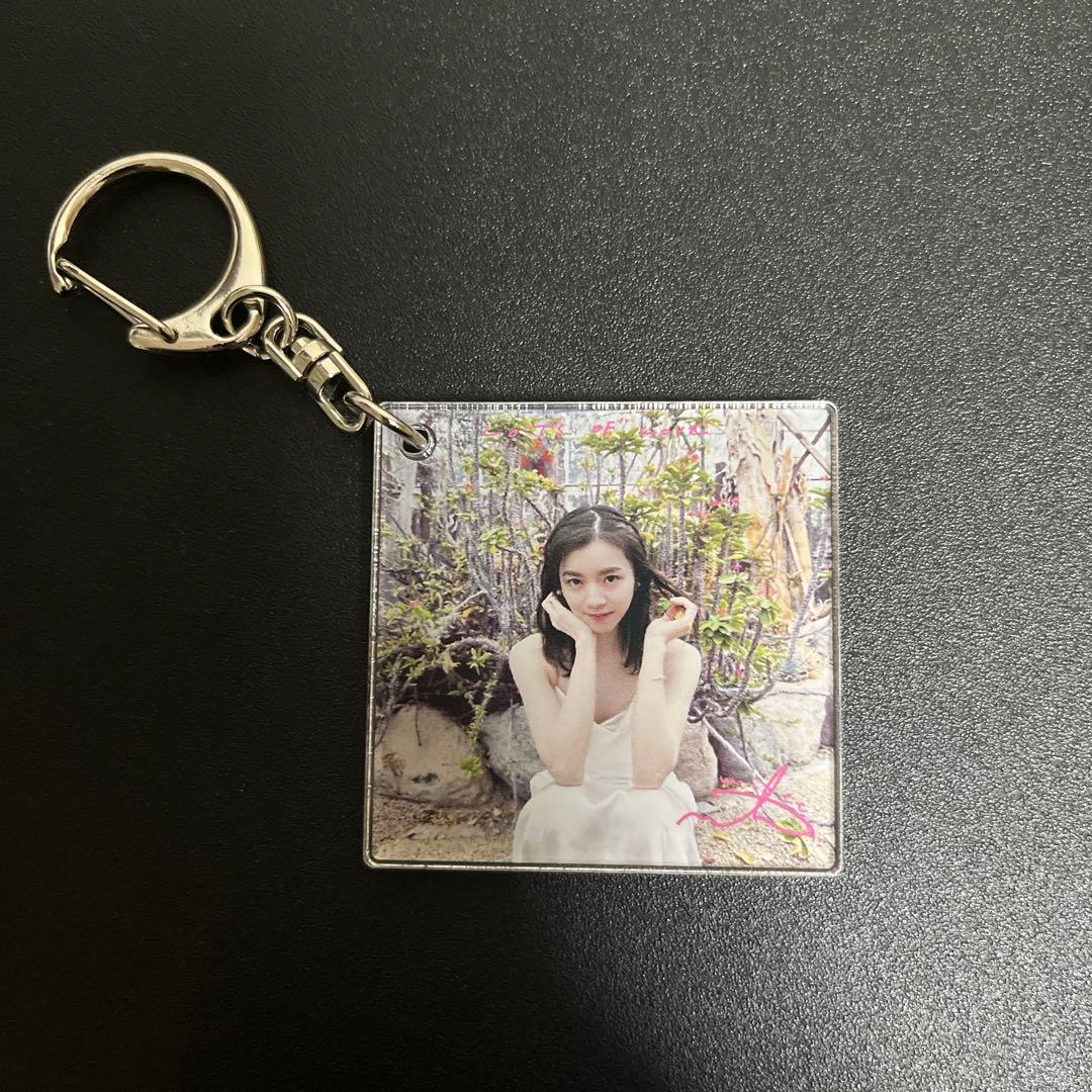 ミレイ milet CD cover key chain シークレット - メルカリ