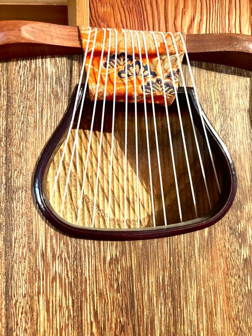 琴 13弦 すだれ彫り 並甲 全長185cm