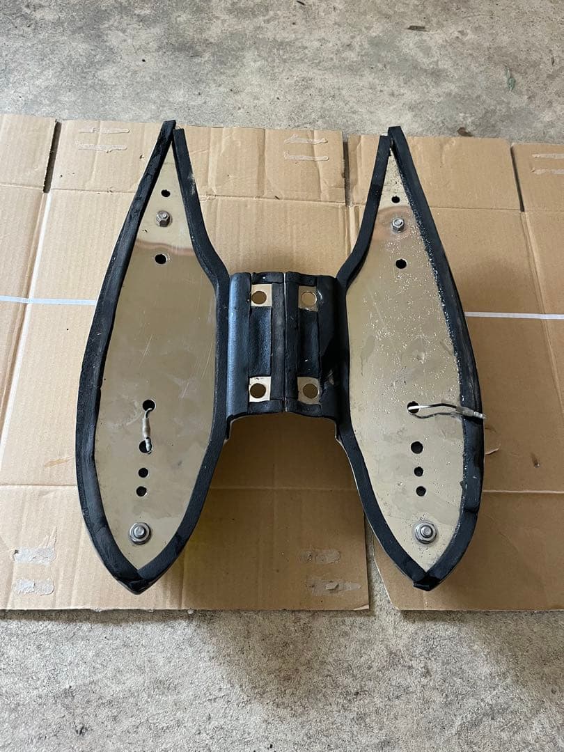 ヒ*ロ様 ナマズランプ　ステー付き