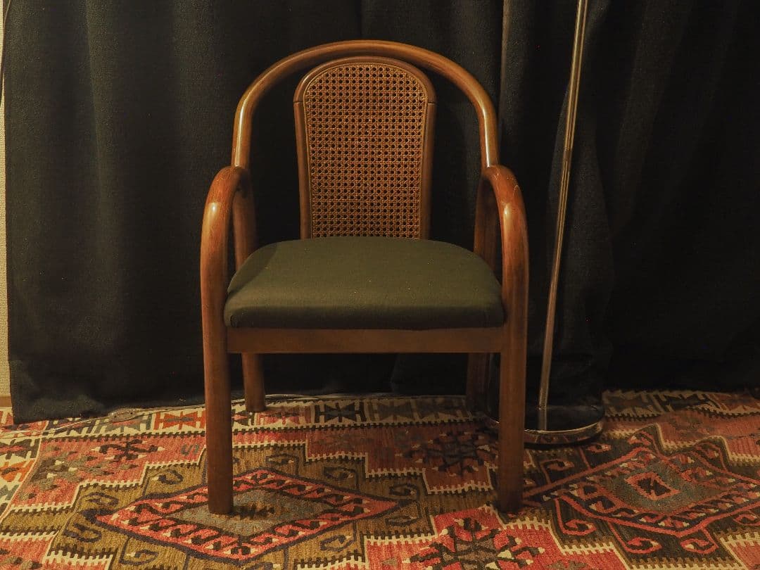 【値引中】“karimoku”アームラタンチェアC