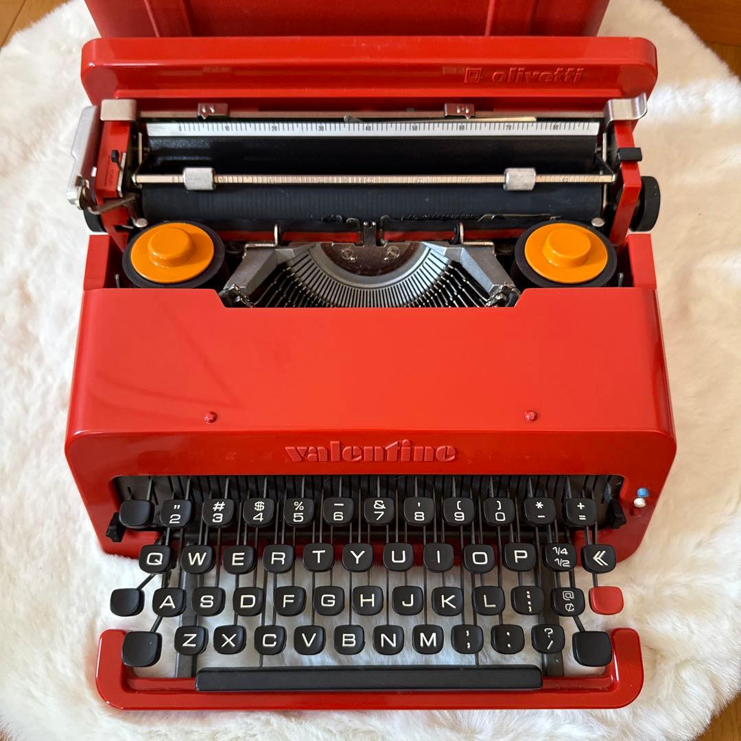 【希少】 Olivetti　valentine　タイプライター　f409