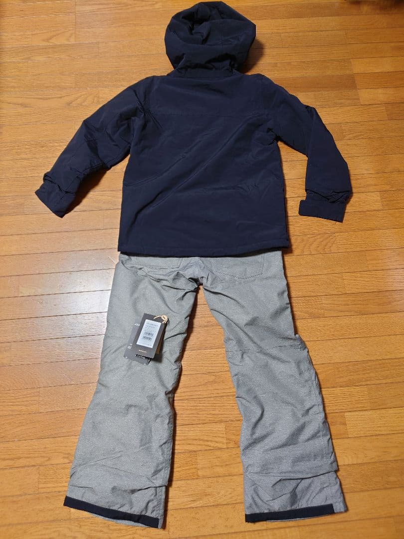 極美品　BURTON　上下セット　ウェア 　子供　ジュニア