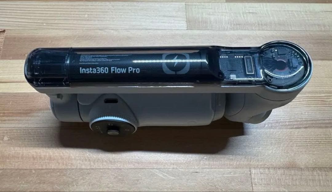 ま*に様 Insta360 Flow Pro（グレー）+ 専用磁気スマートフォン