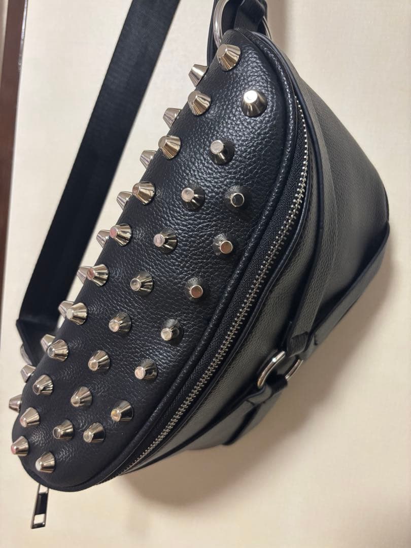 KRY ボディ バッグ 「HEARTLESS」 シルバースタッズ ケリィ ケリー