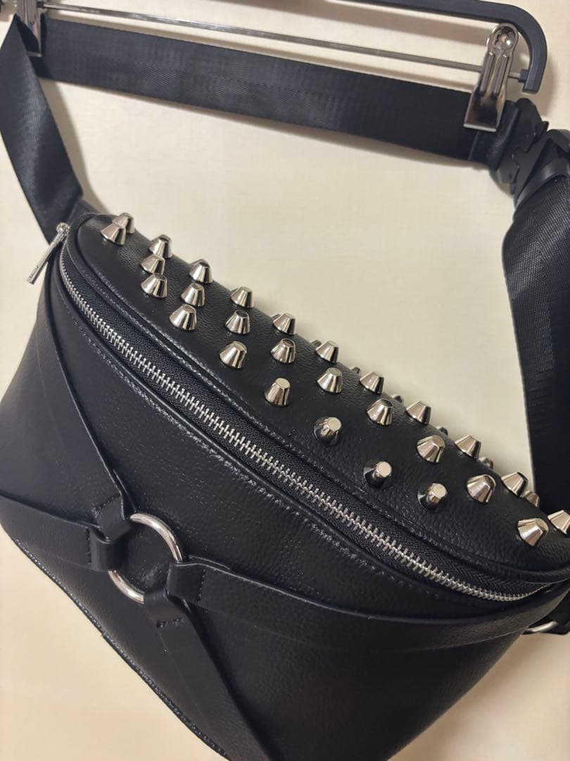 KRY ボディ バッグ 「HEARTLESS」 シルバースタッズ ケリィ ケリー