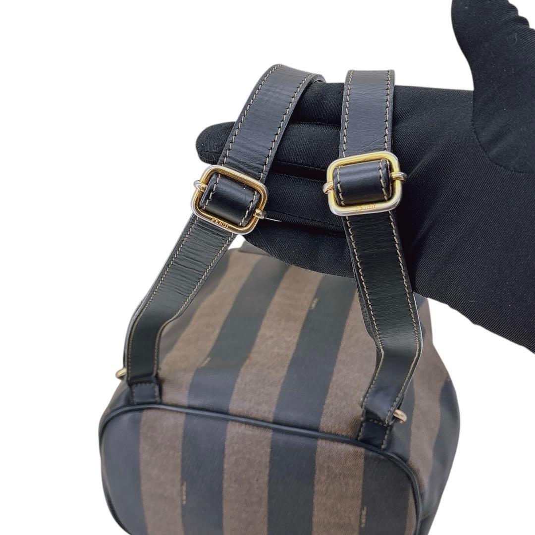 【希少】FENDI リュック ペカン柄 バックパック 巾着 レザー PVC 黒