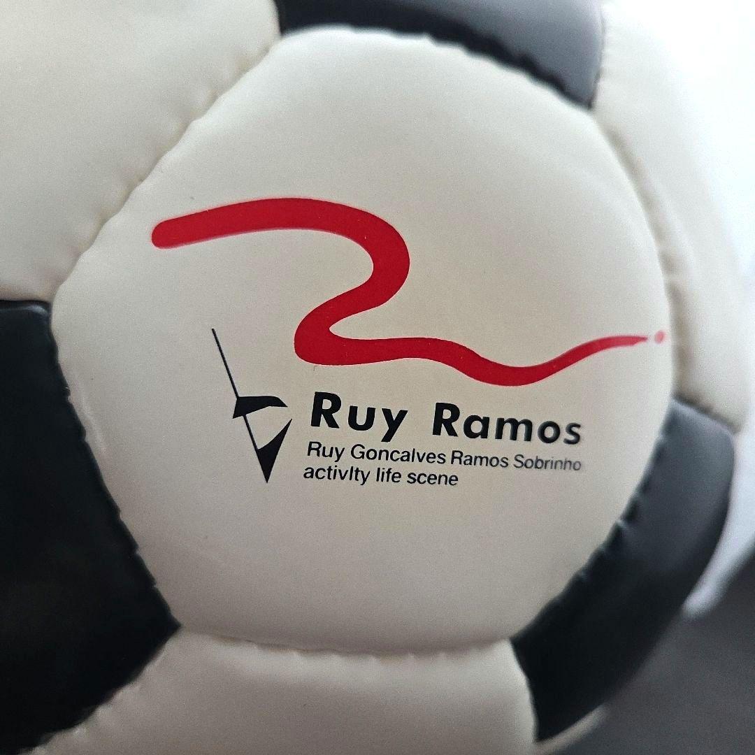 ラモス瑠偉サイン入りサッカーボールとタグとネット SUNGET INC