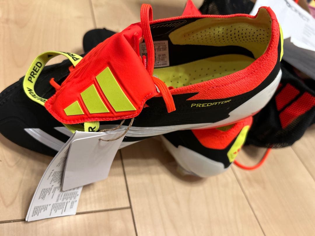アディダス プレデター エリート　FG 25.5cm