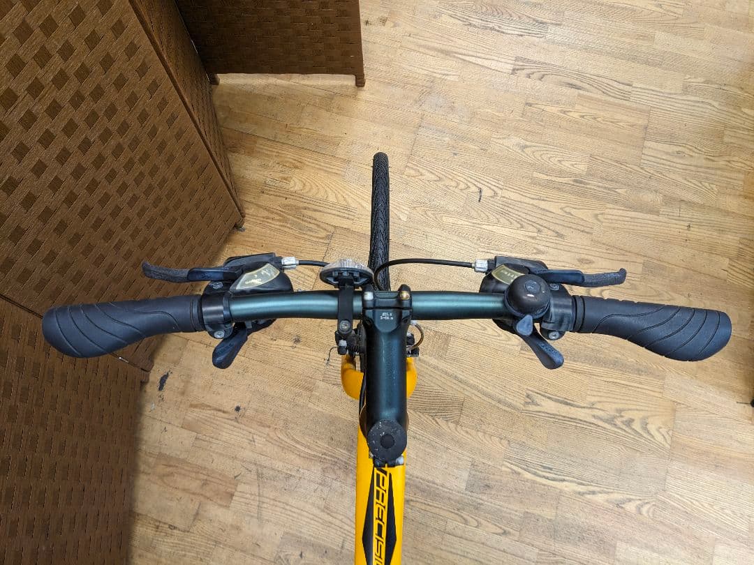 U019 クロスバイク　PRECISION　700×28c イエロー