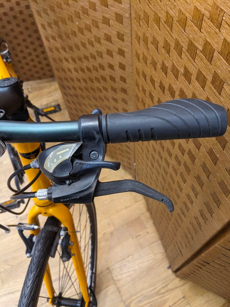 U019 クロスバイク　PRECISION　700×28c イエロー