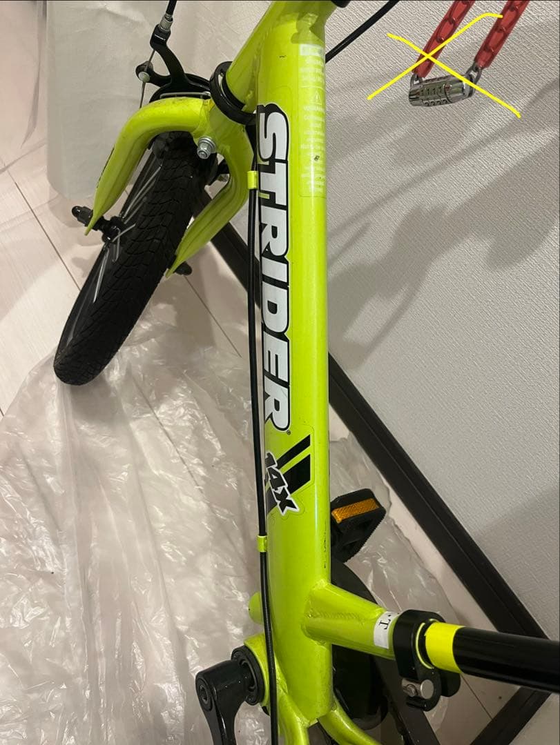 STRIDER 14x バランスバイク14インチ ライムグリーン&スタンド