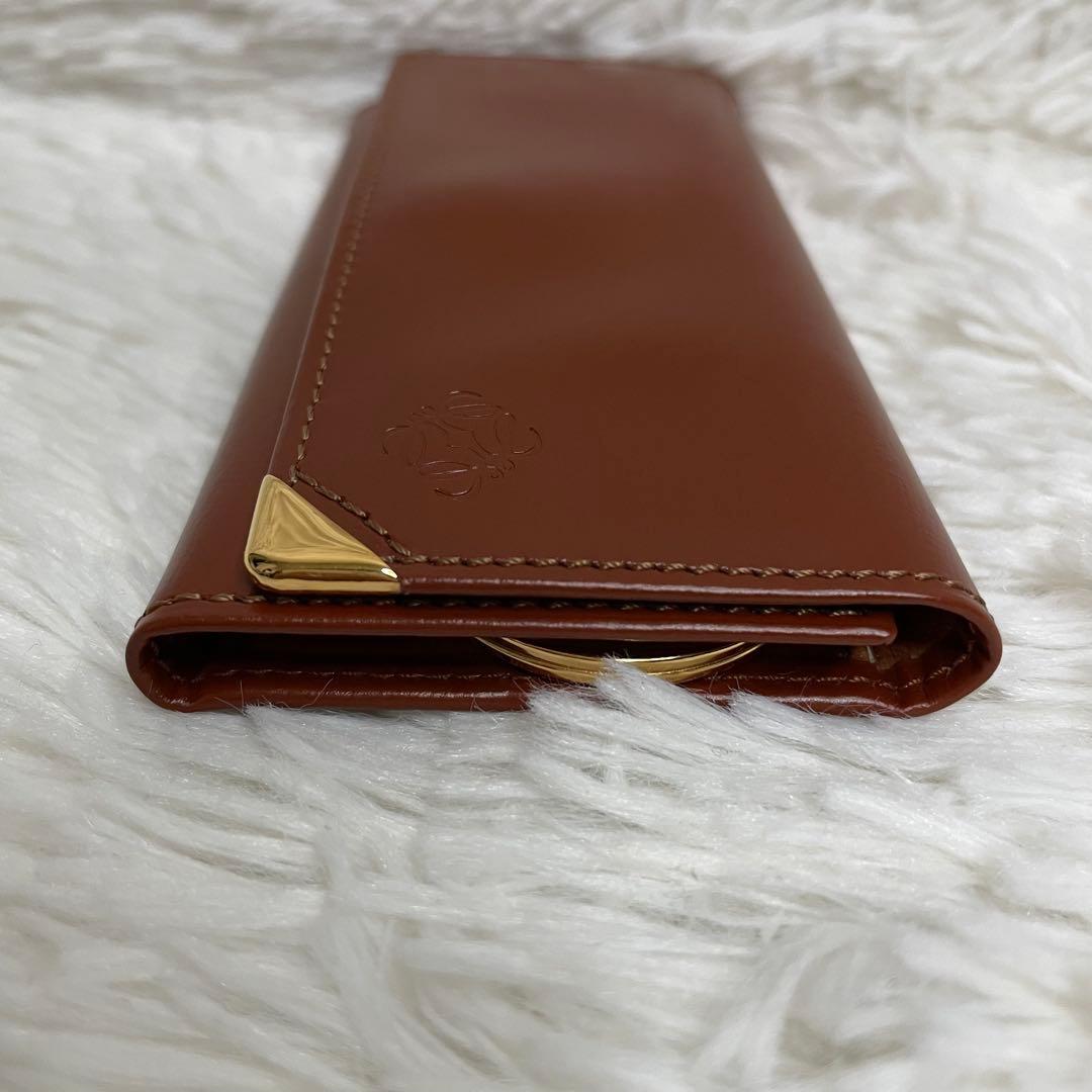 未使用品　ロエベ　6連キーケース アナグラム　チャーム　本革　型押し　金　茶