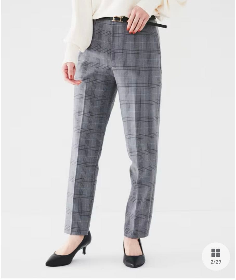 【お値下げ中】アンタイトル　タックなしテーパードパンツ　2LT