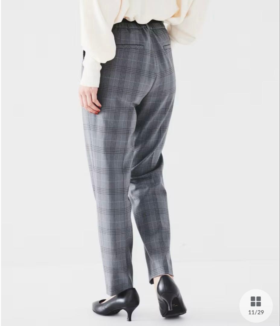 【お値下げ中】アンタイトル　タックなしテーパードパンツ　2LT