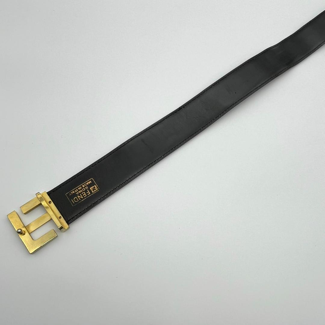 フェンディ ベルト ロゴ金具 ゴールド レディース レザー 本革 ブラック 黒