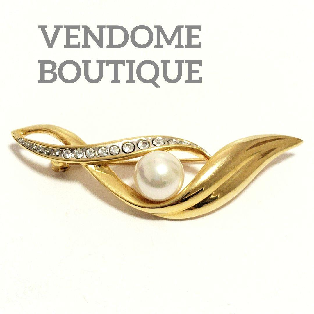 極美品✨️】VENDOME BOUTIQUE パール クリスタル ブローチ - メルカリ