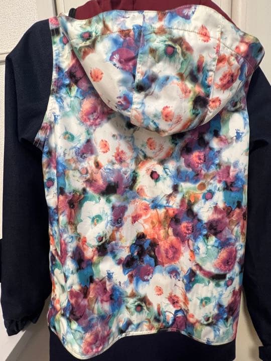 sister・j  シスタージェイ　スノボウェア