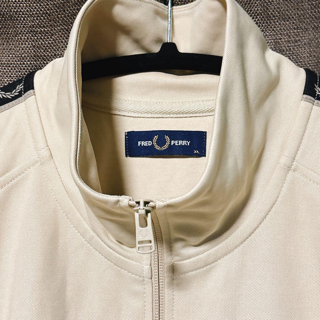 Fred Perry フレッドペリー トラックジャケット XL