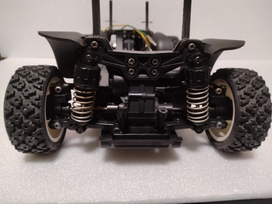 タミヤ　ＸＶ－０１シャーシ　インプレッサボディ付き