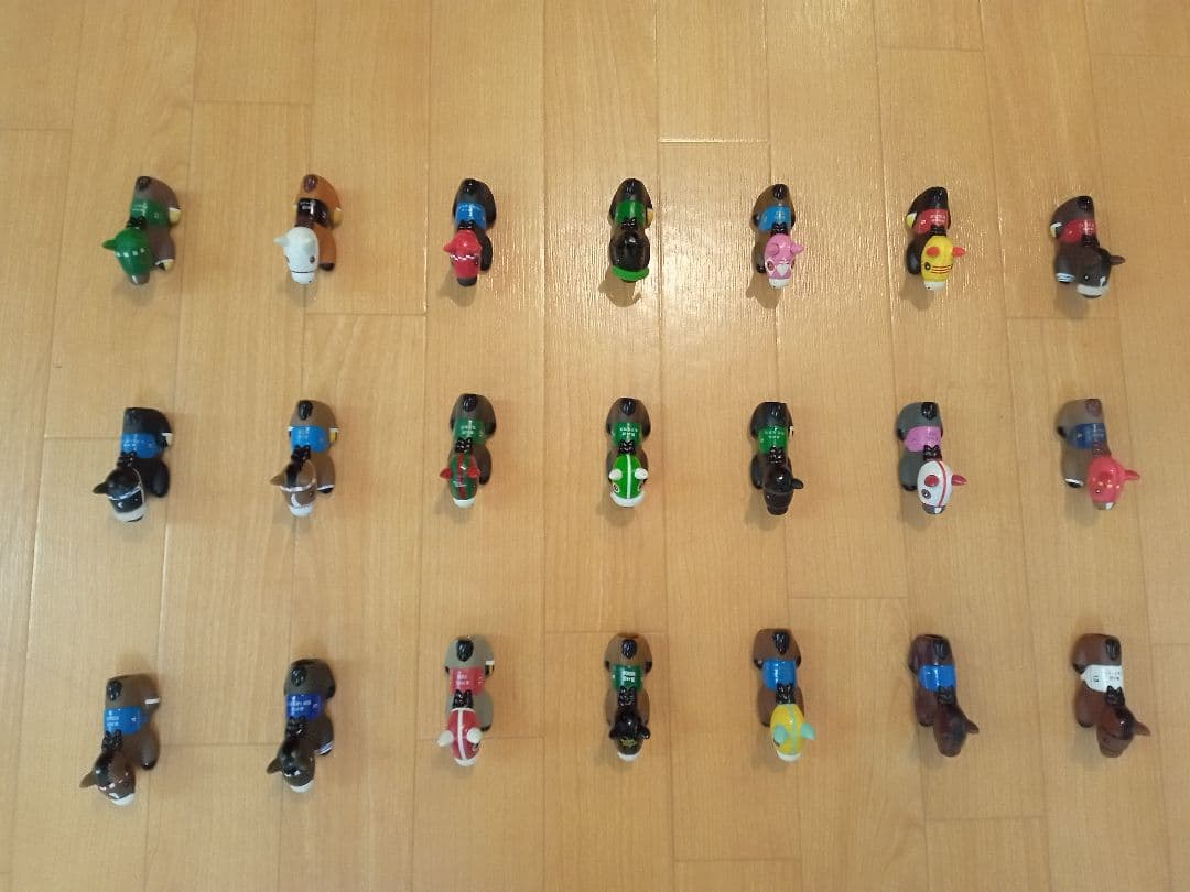 【希少】 競馬 フィギュア ソフビ人形 21頭