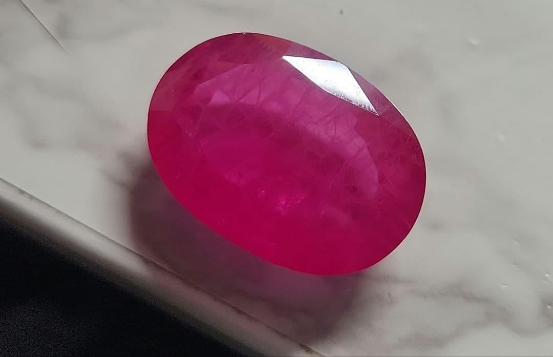 貴重珍品！巨大フラックス法ルビー 63.218ct