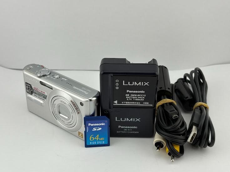 ★極上美品★パナソニック LUMIX DMC-FX9★バッテリー、充電器付★