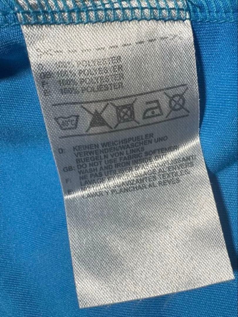 極美品 サッカー スペイン代表 背番号1 カシージャス ユニフォーム 2XO