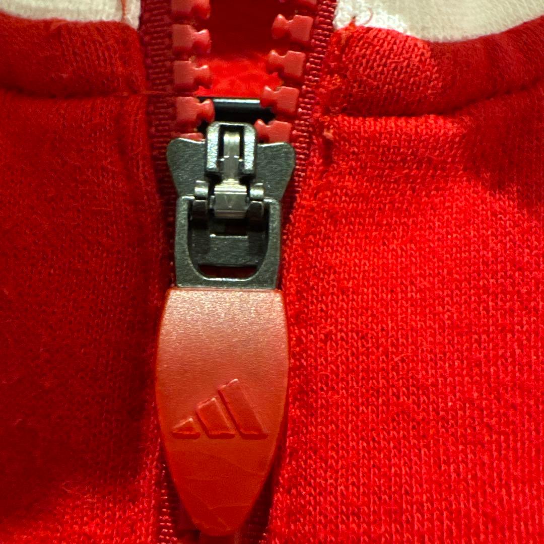 リバプール　adidas スウェット