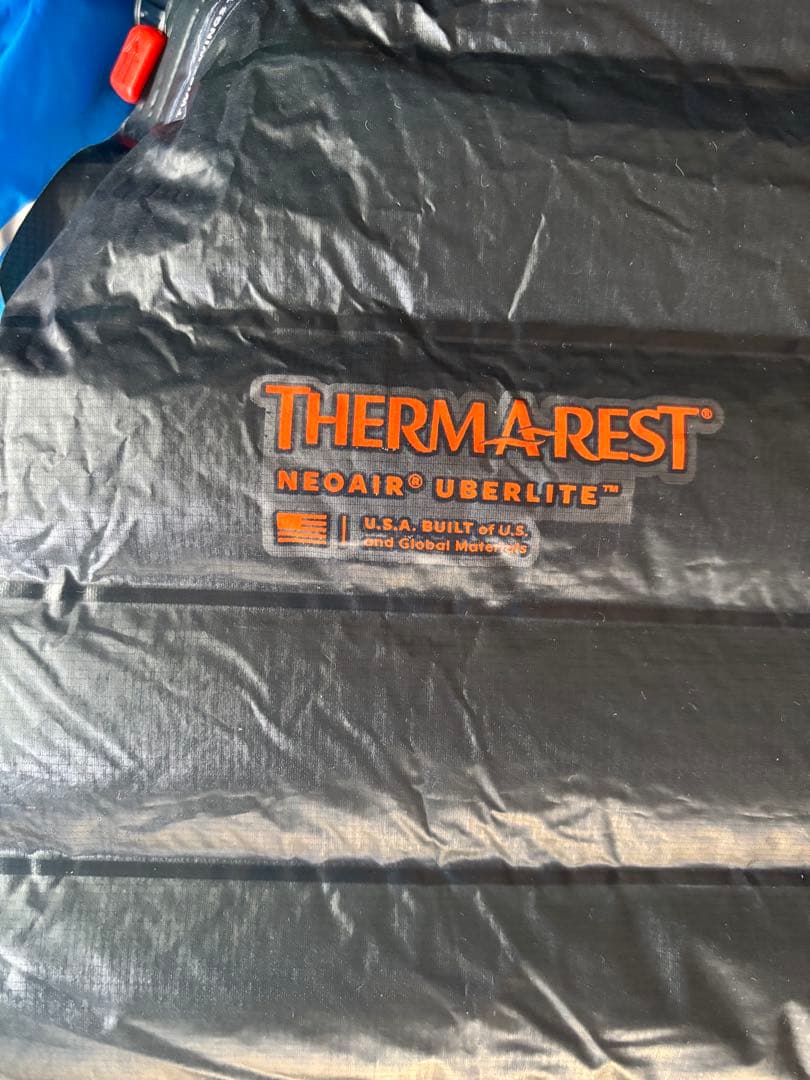 サーマレスト Therm-A-Restネオエアーウーバーライト Sサイズ　美品