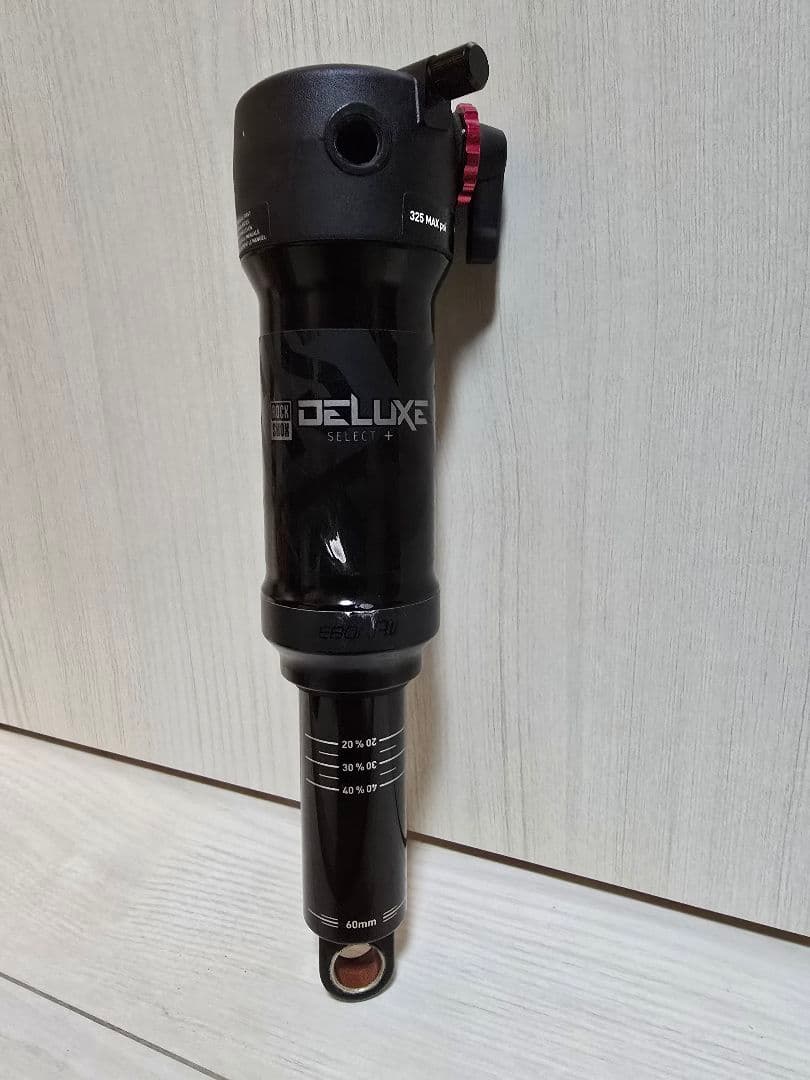 ROCKSHOX DELUXE Select+ リアサス 205×60