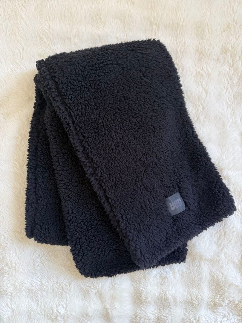 UGG マフラー SHERPA シェルパ　マフラー　20052 ストール