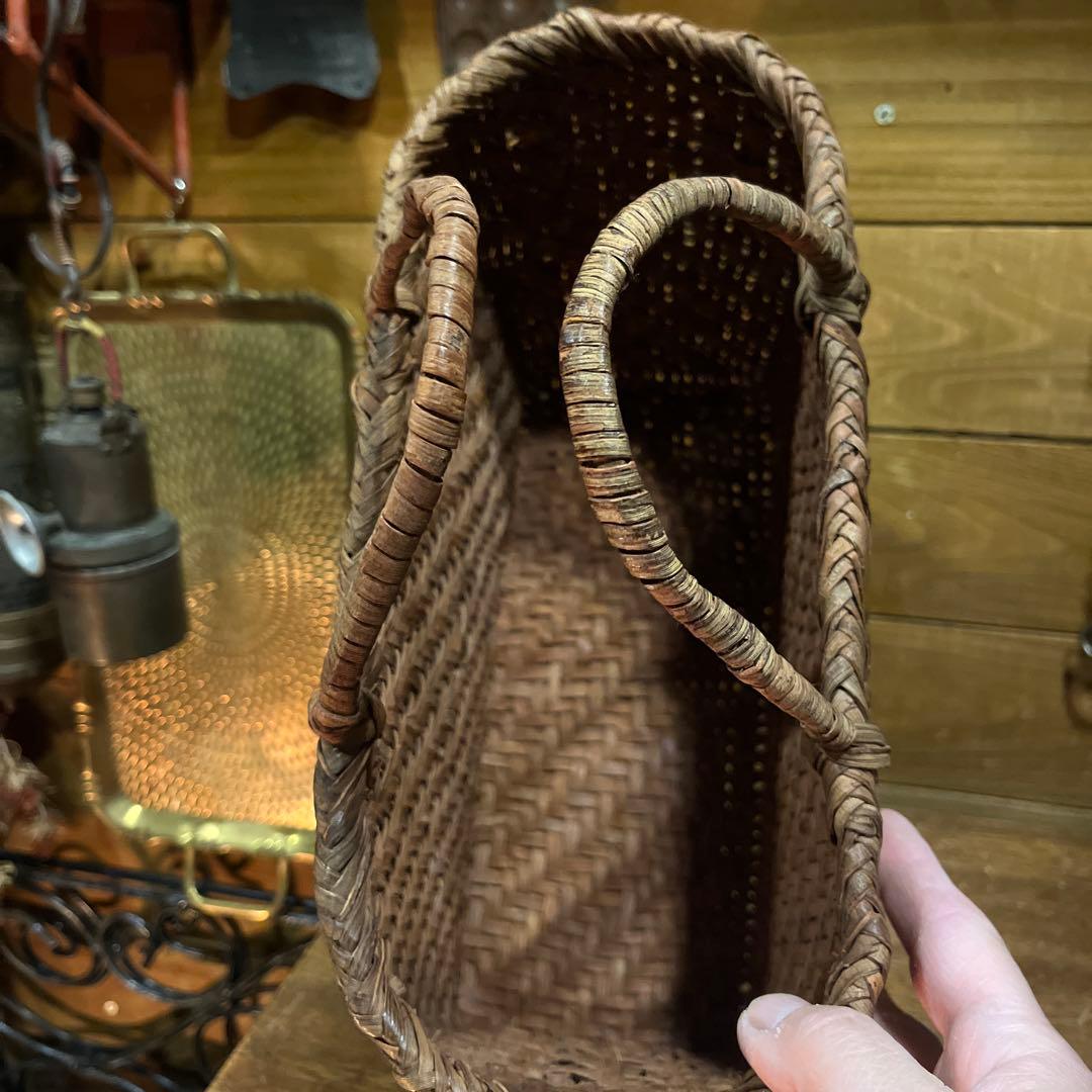 hono希少な山葡萄バック